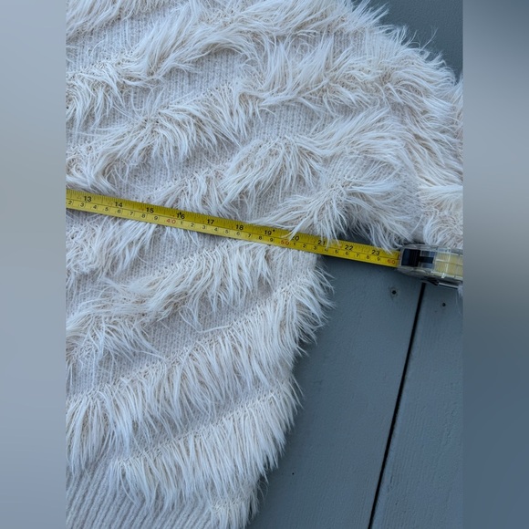 Morghy Art Stylist Italy Soft Wool Blend Textured Cream Sweater S/M - Picture 5 of 8